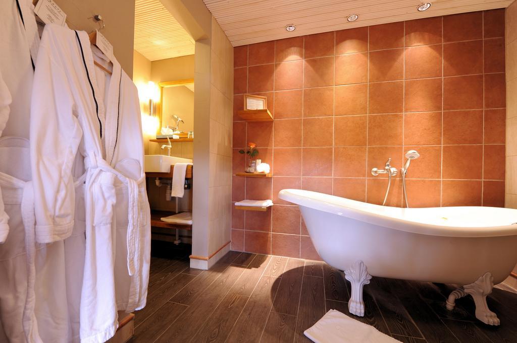 Krapi Hotel 4*